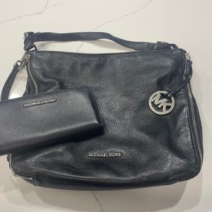 Michael Kors Purse And Matching Wallet Set